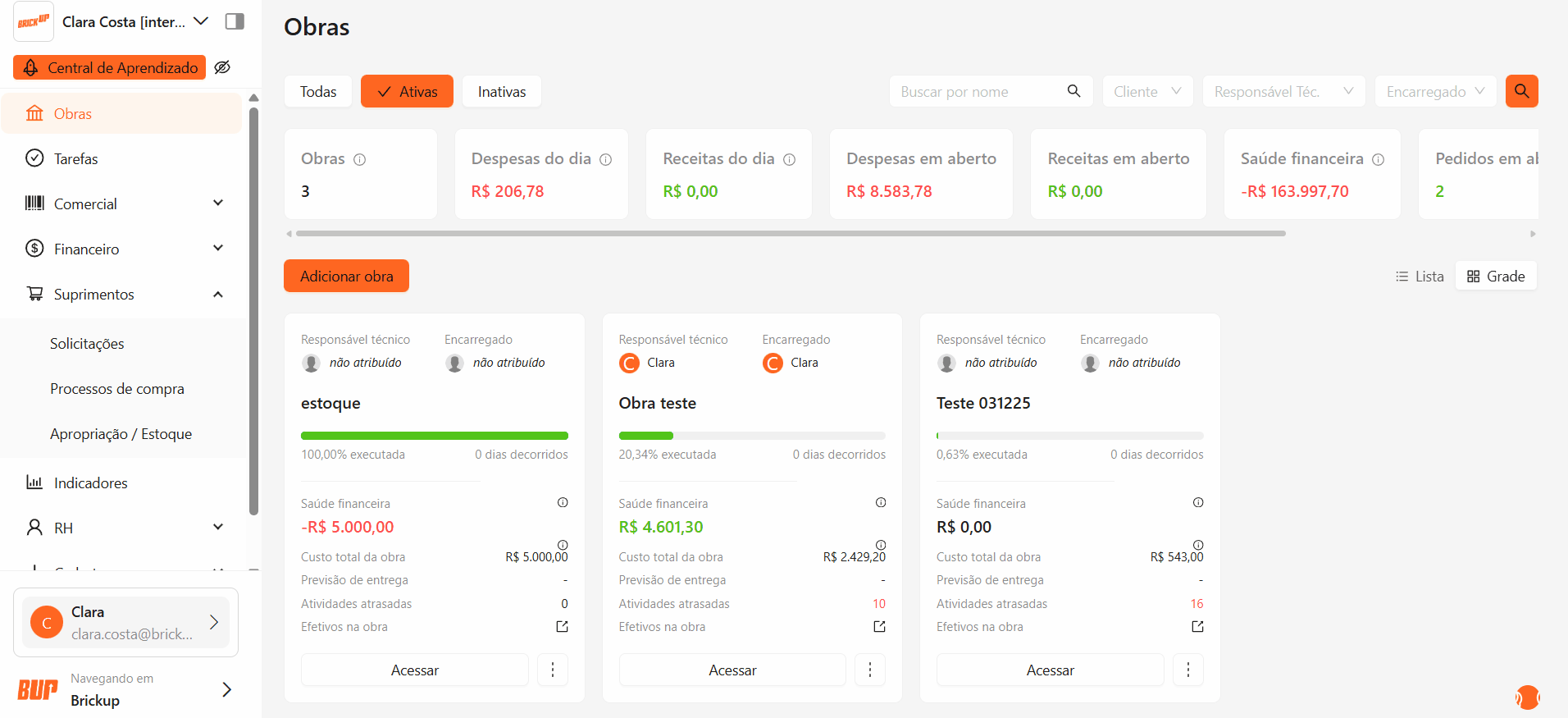 SolicitaçõesExemplo